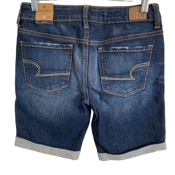 AMERICAN EAGLE Skinny Bermuda Stretch Low Rise Denim Shorts Sz 4 NWT - Picture 2 of 10
